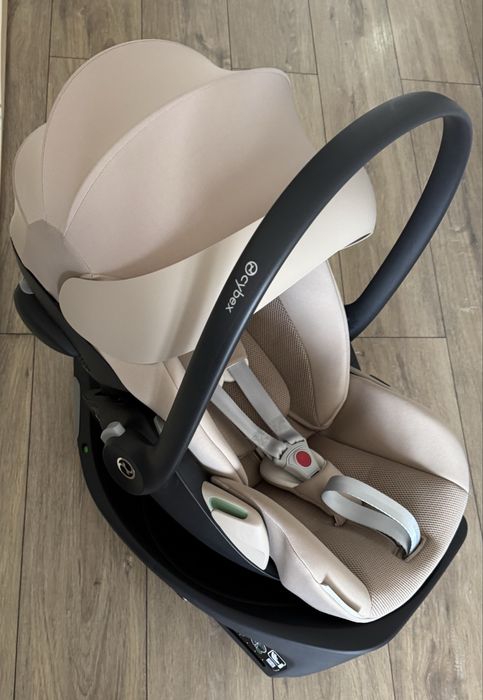 Стол за кола Cybex Cloud G i- Size с Isofix База G