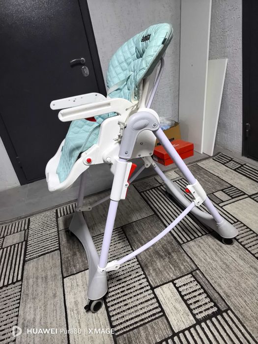 Продам детский столик