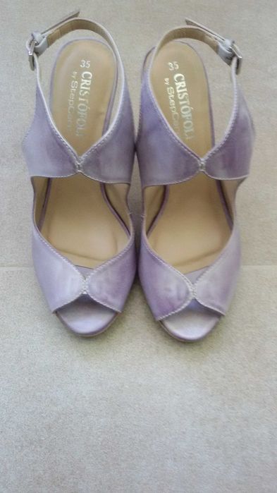 UGG нови сандали с подарък втори чифт на ТОП цена