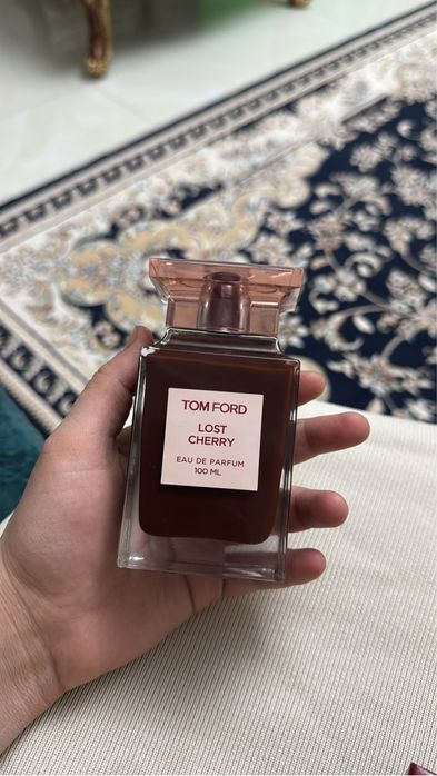 TOM FORD lost cherry