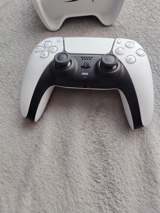 Controller ps5 original Sony dualsense  ( maneta ps5 )+ dock incarcare