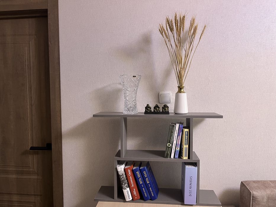 Настенная полка