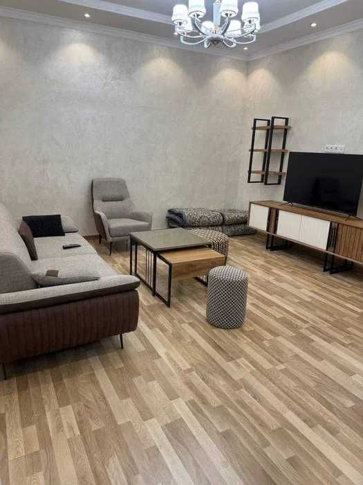 Сдам кв Торговый Центр Памятник Алея Гагарин 3/2/4 ро-н Чиланзар-1 кв