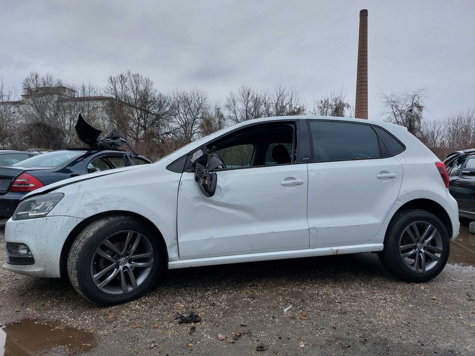 На Части: VW Polo Face 1.4 TDI 90 кс DSG 2016. Налична само DSG кутия!