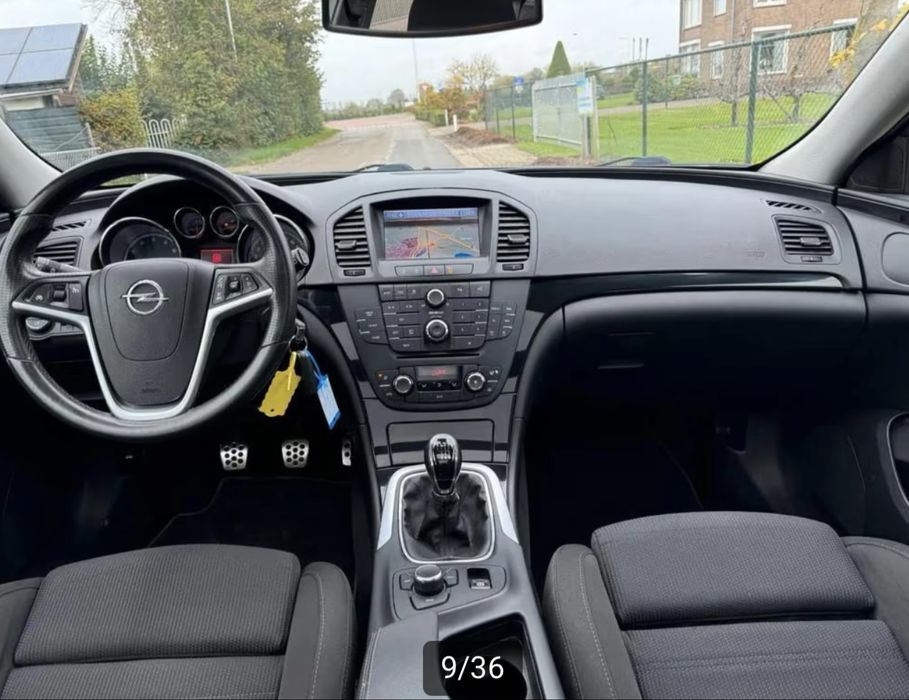 Opel insignia SPORTS TOURER