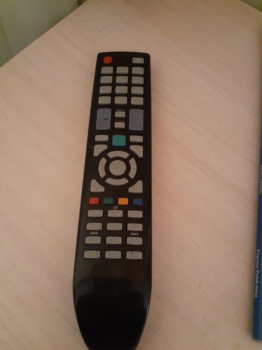 Продам телевизор самсунг