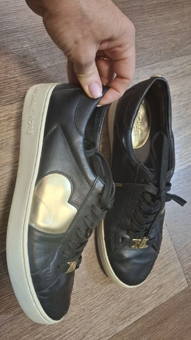 Женские оригинальные кеды Michael Kors.