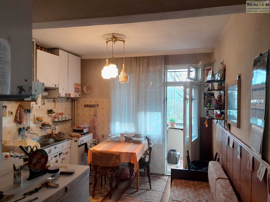 Продава се Тристаен апартамент в Монтана, Широк център - 86 кв.м за 1454 €/кв.м - Снимка #3