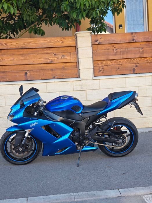 Kawasaki zx6r 2008 top