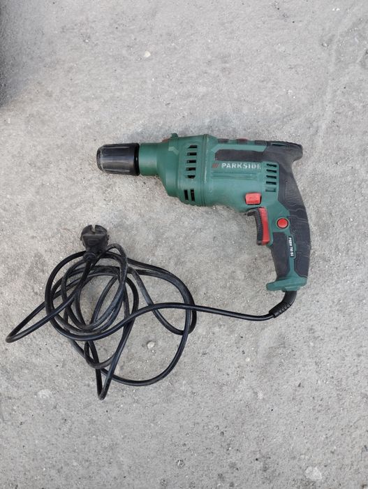 Продавам бормашина Parkside