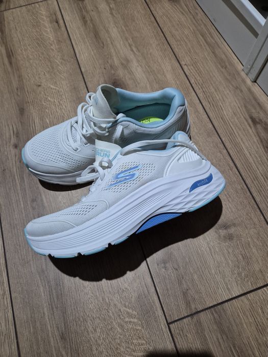 Skechers gorun arch fit сникърси