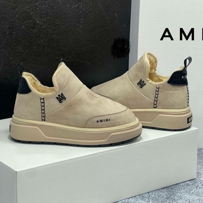 Adidasi și ugg-uri preț redus