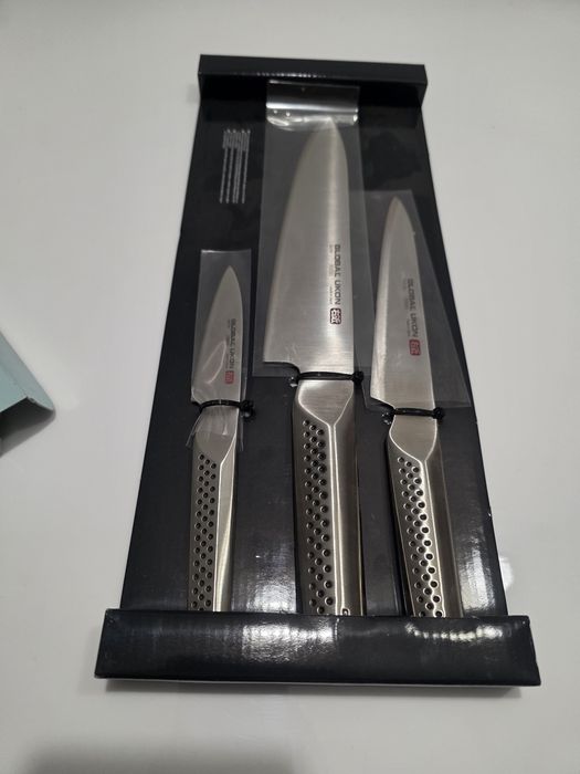 Set de cutite Global, cutit sef 20 cm, cutit universal 15 cm, cutit de