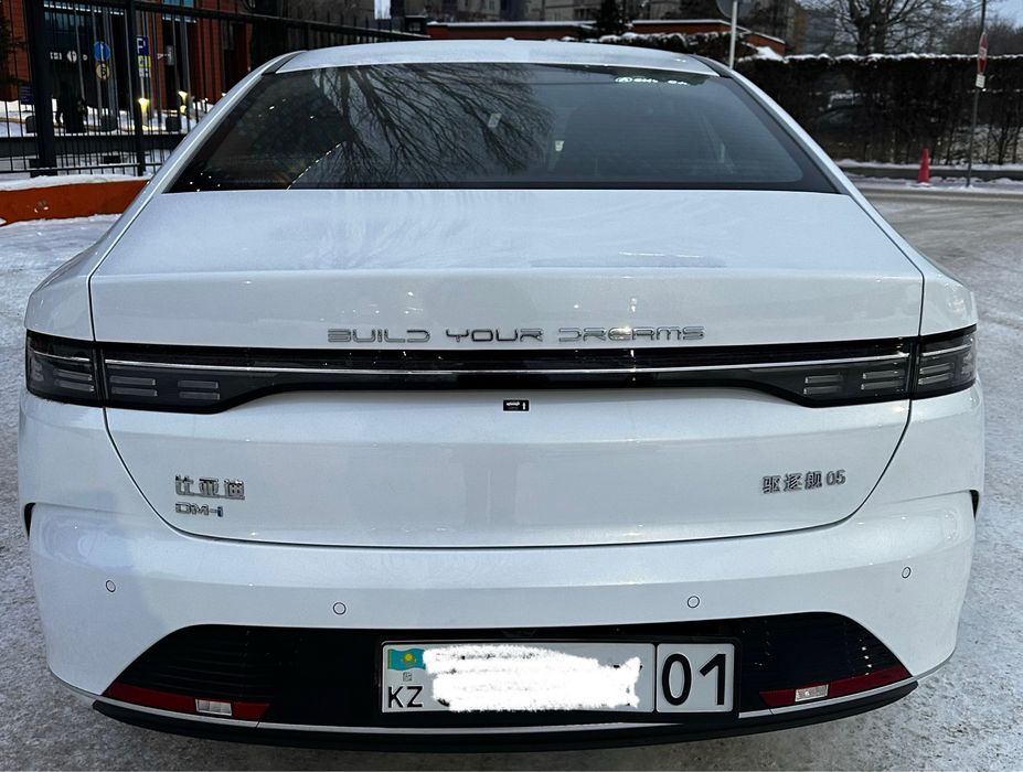 Аренда машины BYD Destroyer 05