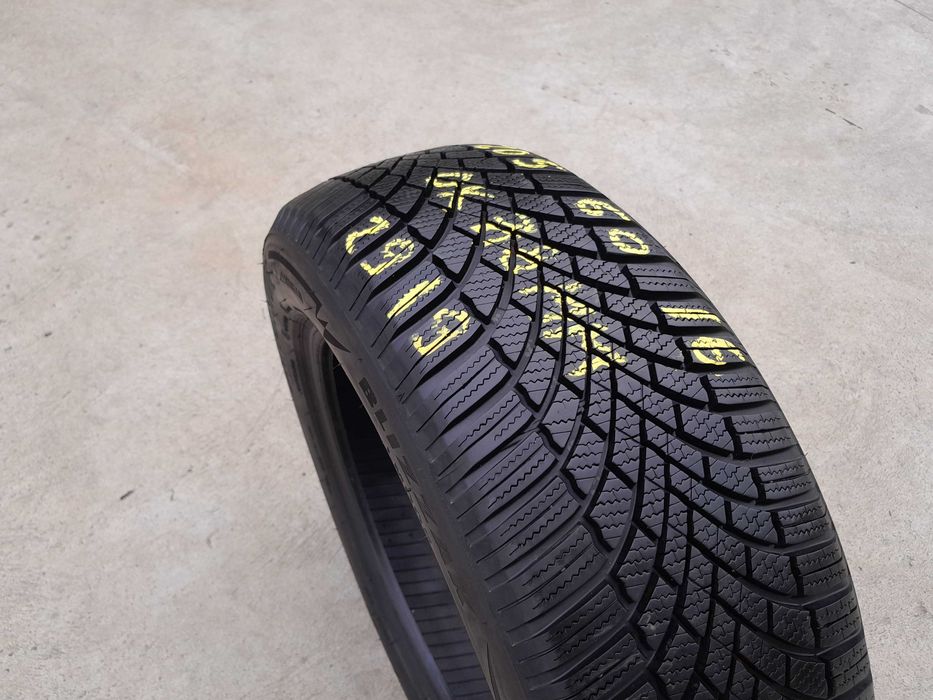 O anvelopa iarna 205 60 16 bridgestone blizzak LM 005 profil 7,8 mm