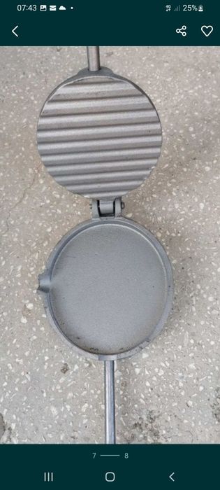 Presă pentru fript slănină din fontă Promo  129 ei