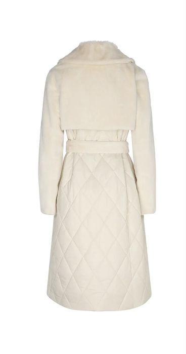 Дамско палто Guess