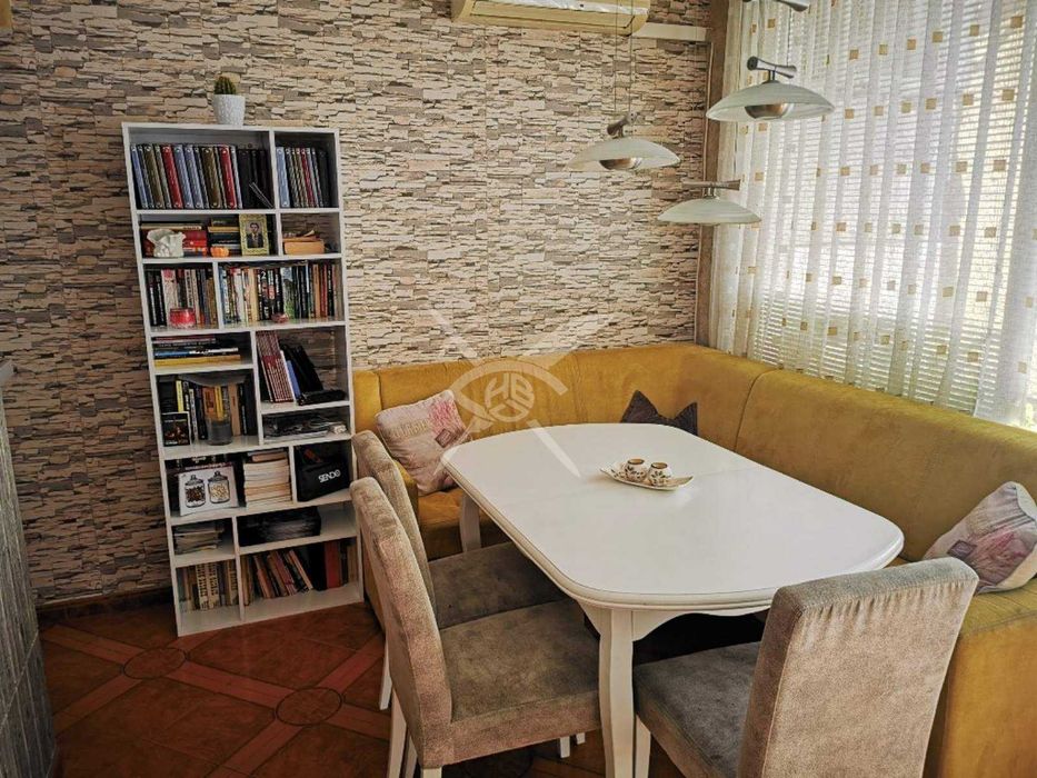 Продава се Многостаен апартамент в Поморие - 140 кв.м за 1750 €/кв.м - Снимка #3