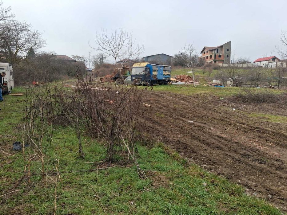 Teren intravilan 500 mp – Manolache, Catelu – ideal construcție casă URGENT!