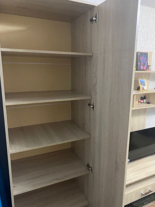 Продам шкаф стенка