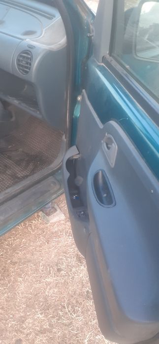 Reno kango 1.4  benzin/Рено канго 1.4 на части