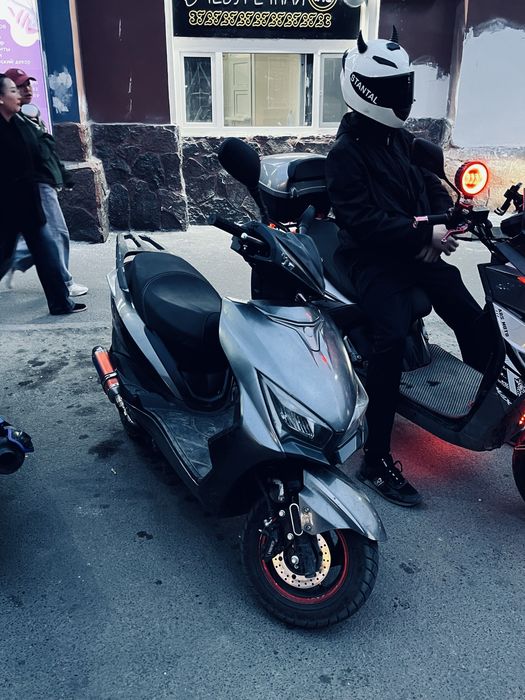 М8 про лия мопед скутер