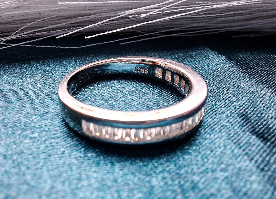 Inel cu moissanite