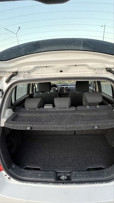 Suzuki Swift 1.3 Benzină 2008 • 197.000 km • Climatizare • Aero Kit