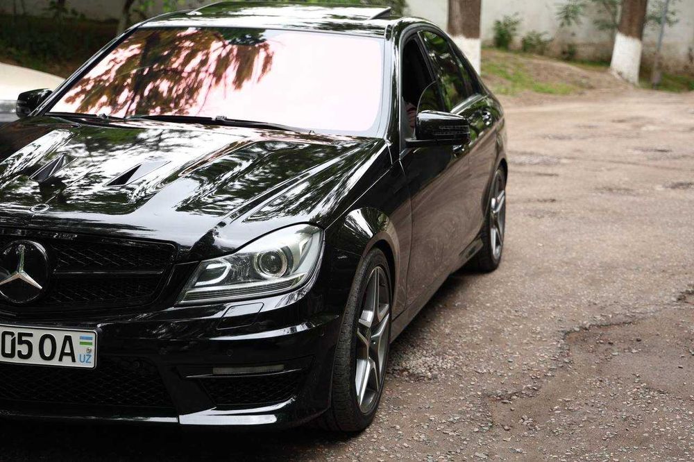 Продам Mercedes Benz С class 5 литр