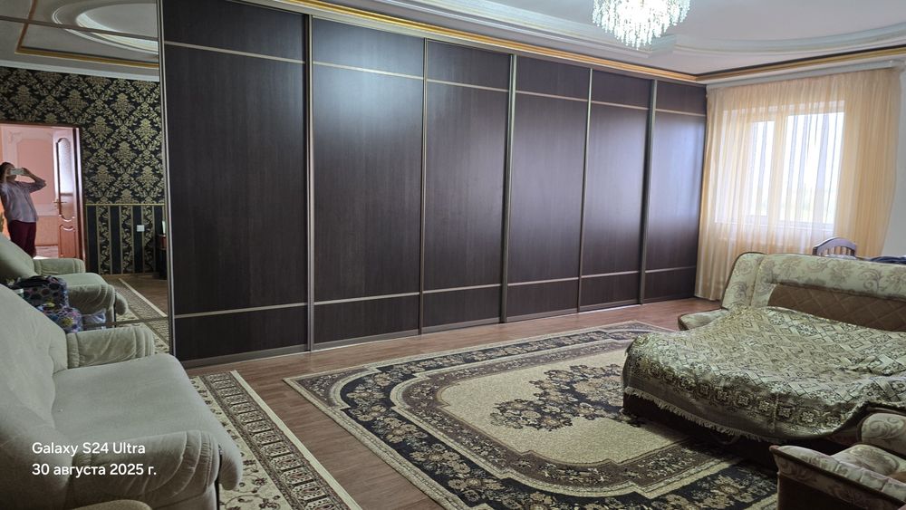 Продам коттедж 700 кв м