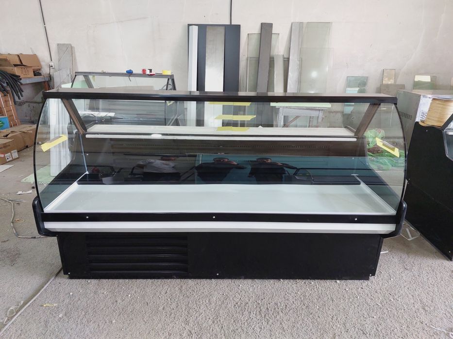 Холодильник витрина