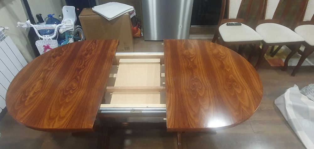 Маса + 4 стола  цена до 30 януари