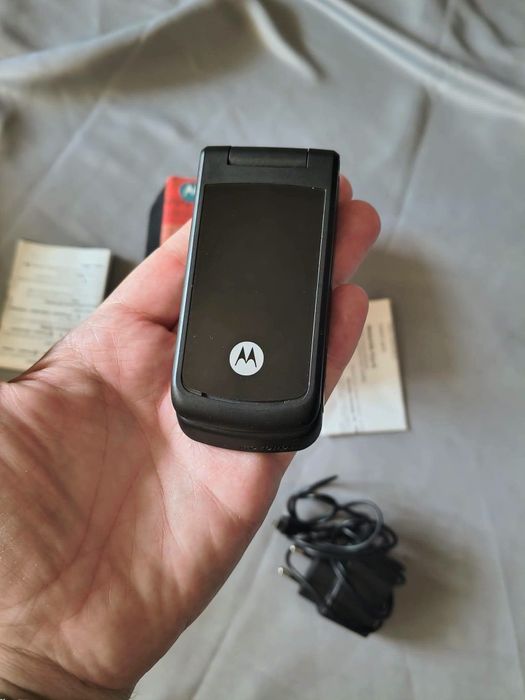 Motorola w270 full box ( decodat, nou)