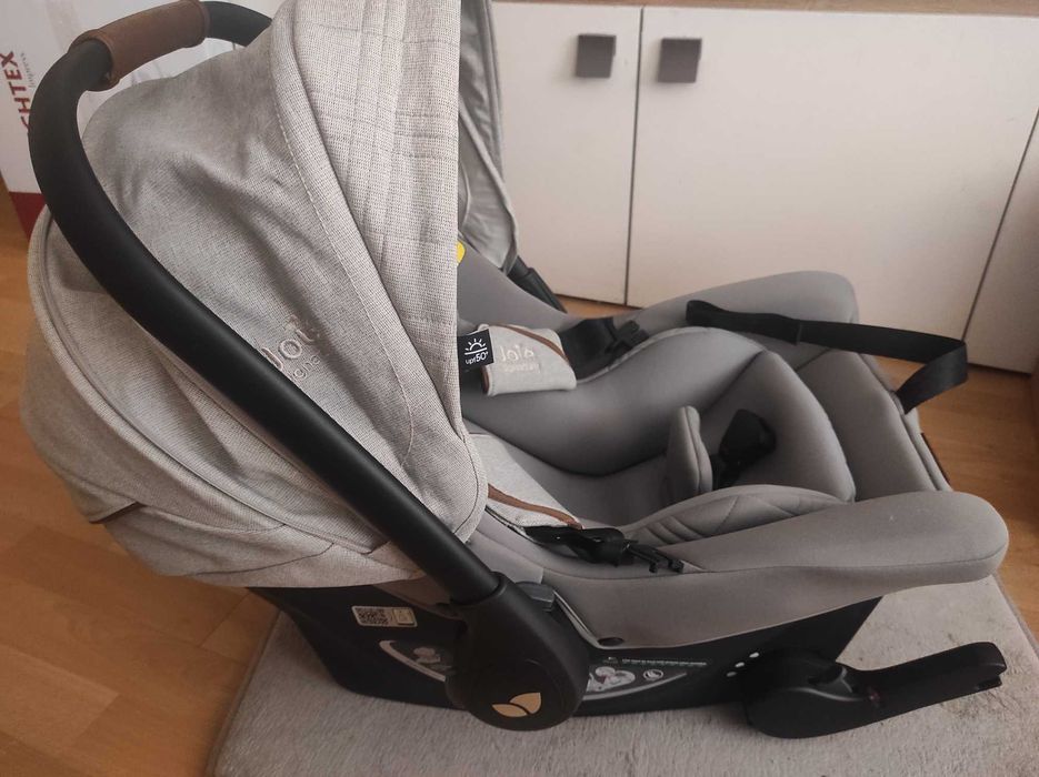 Детско столче Joie sprint 40 - 75 см - със система Isofix като ново!!! Ползвано е само 10 пъти