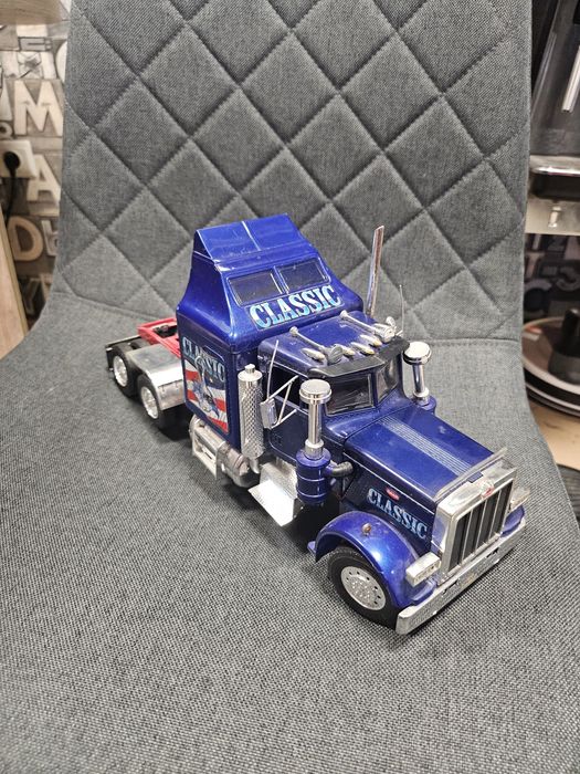 Колекционерски ретро автомобили