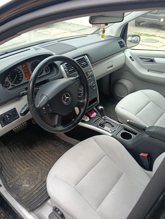 Vand Mercedes B class /Automata / Benzina