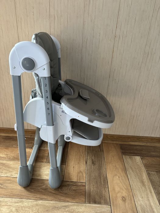 Детский стульчик для кормления