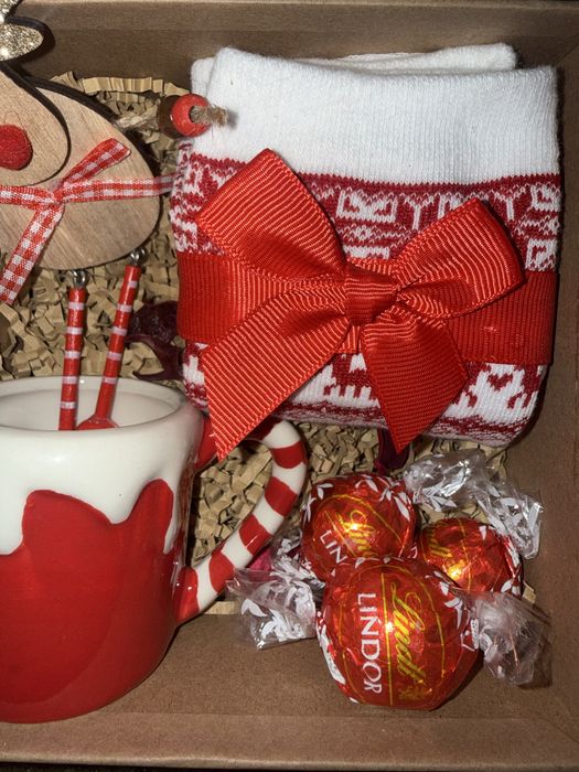 Коледна подаръчна кутия