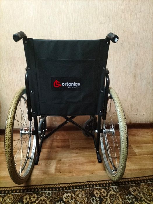 Продам инвалидную коляску