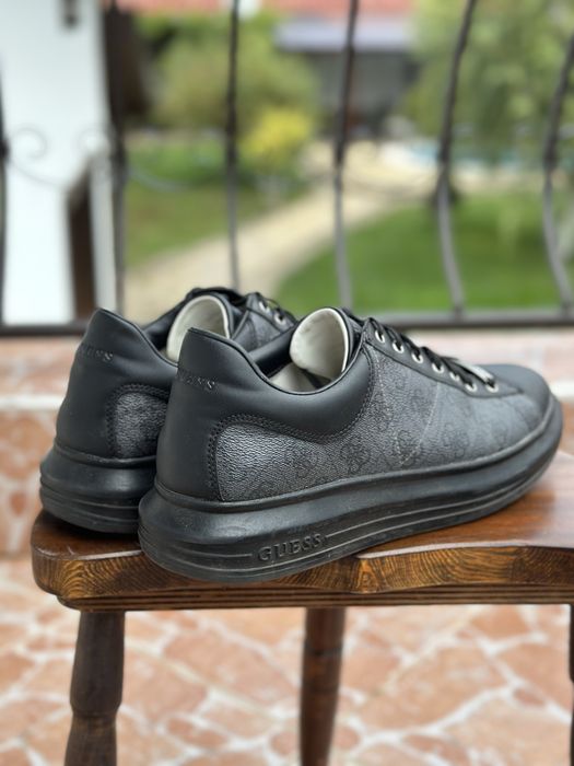 Guess vibo черни обувки за дънки