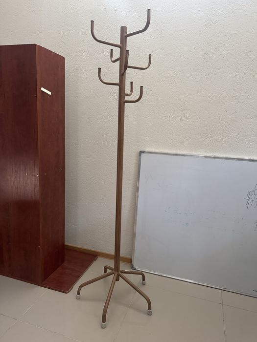 Вешалки для одежды