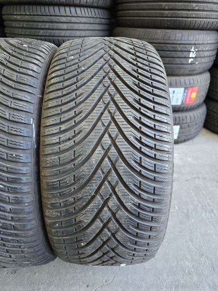 225/40/18 KLEBER 4бр