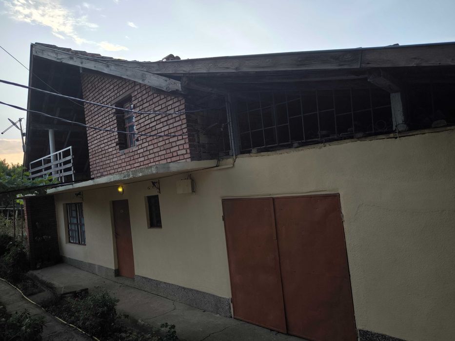 Продава се Къща в Търговище, Вилна зона - 100 кв.м за 459 €/кв.м - Снимка #2