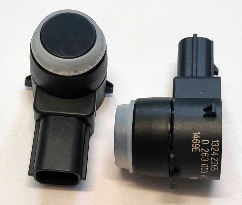 Senzori de parcare fata/spate dedicati Opel 13242365
