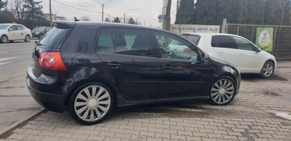 VOLKSWAGEN Golf 2005 — imagine 3