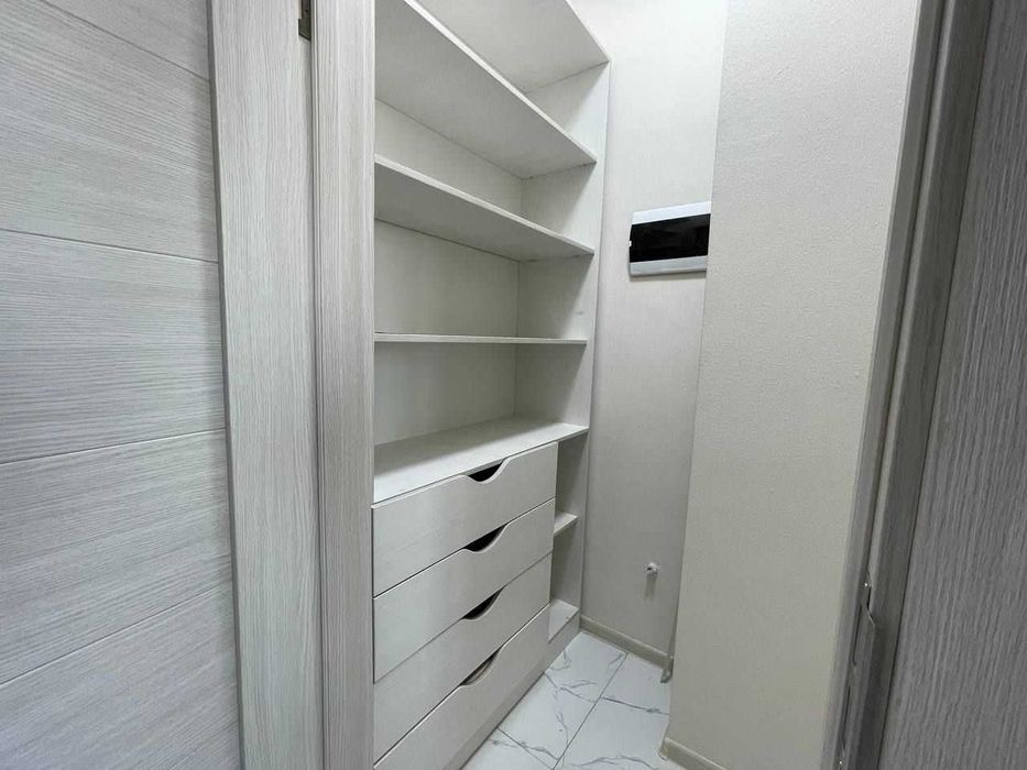 АРЕНДА — 1-комнатная квартира в      Паркент Плаза, Яшнабад VS