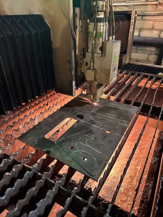 Лазерная резка всех видов металла