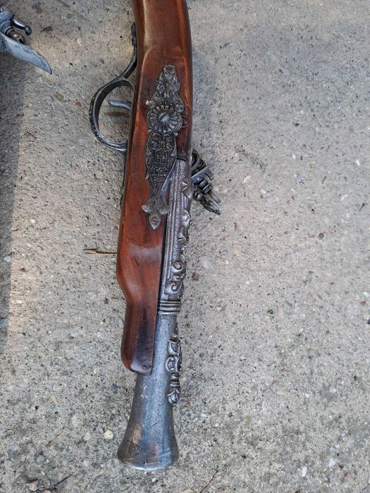 pistol panoplie flinta panoplie lemn metal bronz