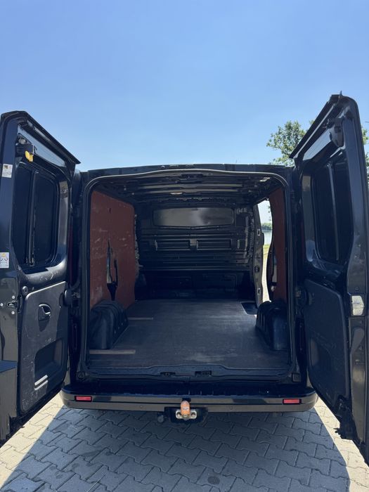 Opel Vivaro//Trafic//BlackEdition//Navi//JanteAliaj//AC//Euro5//140CP