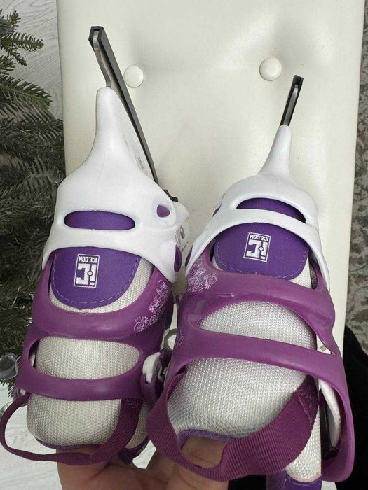 Новые Коньки фигурные раздвижные для девочек Evia, размер 26-29